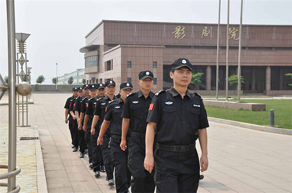 科比特2010[凝聚團(tuán)隊(duì)合力 攜手共創(chuàng)新輝煌]拓展訓(xùn)練